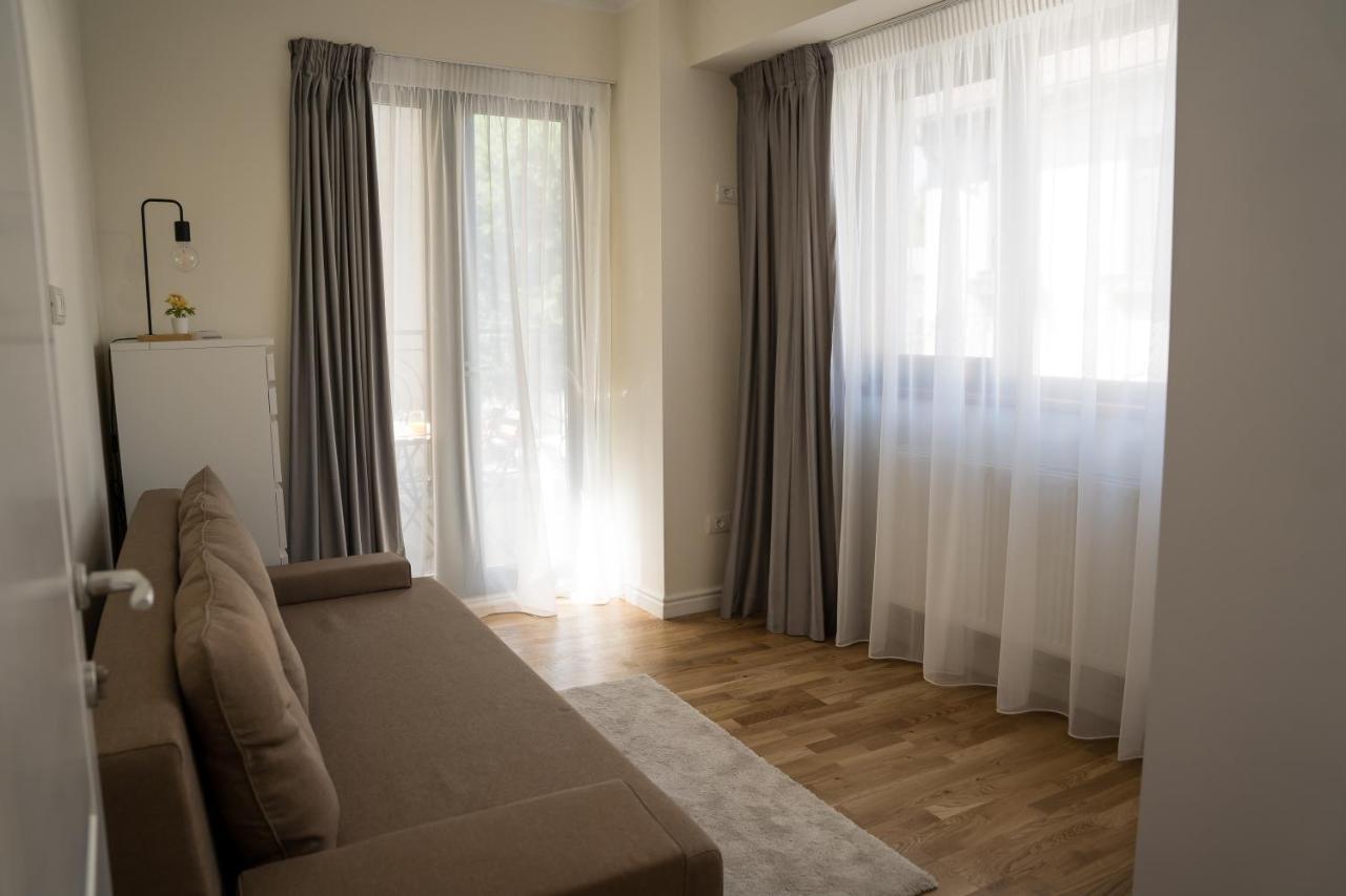 Azaleea Apartments Bucarest Extérieur photo