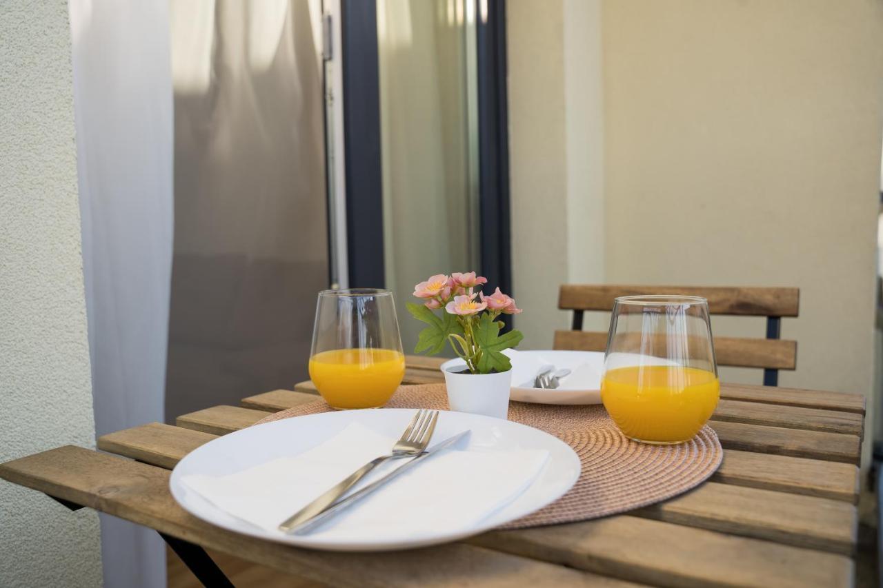 Azaleea Apartments Bucarest Extérieur photo