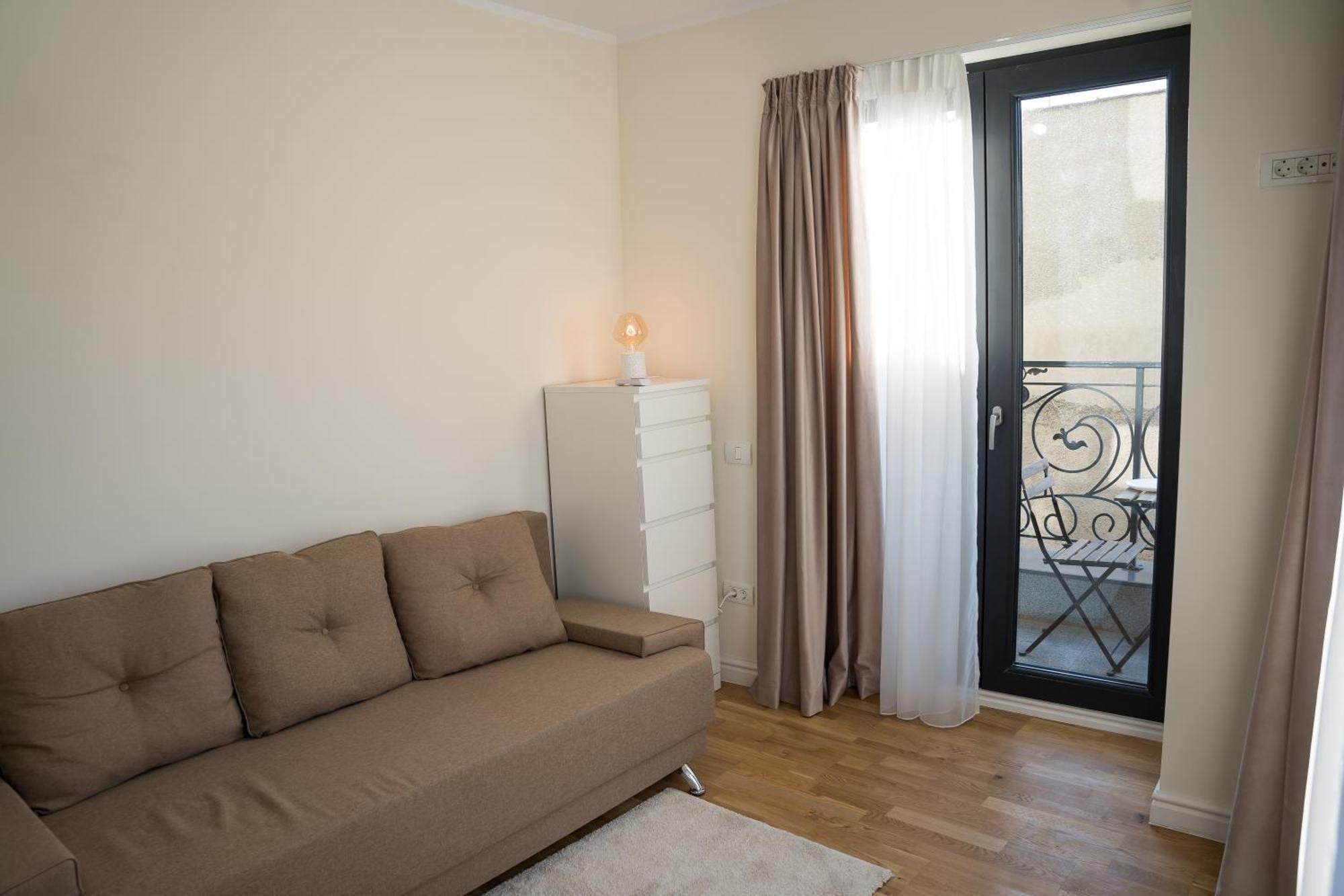 Azaleea Apartments Bucarest Extérieur photo